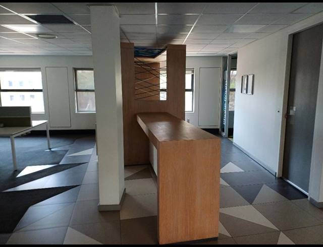 BUSINESS PROPERTY TO RENT IN HIGHVELD
